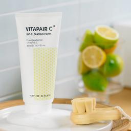 Nature Republic Mousse Nettoyante Vitapair C Grand Format 300 ml view 2